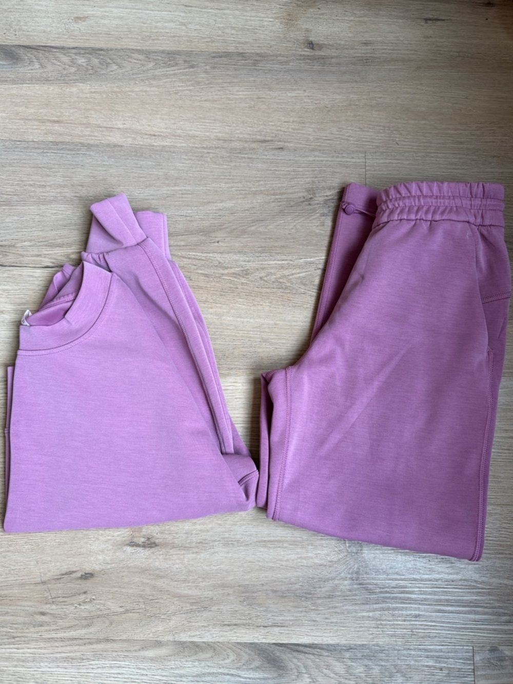 lululemon athletica Sofstreme Set - Sweater Cropped Wide-Leg Pants - Dusty Rose